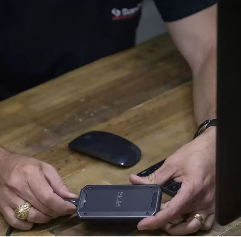 SanDisk PRO G40 Ultra Rugged 2TB SSD TB3 USB-C Musta
