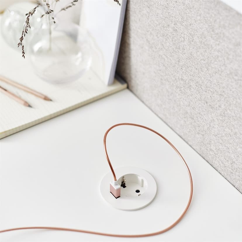 Forming Function Powerdot Midi - 1 Power/1 USB Charge - White