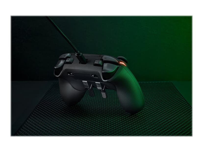 Razer Wolverine V2 Chroma Sort Gamepad Analog Xbox Series S, Xbox Series X Svart