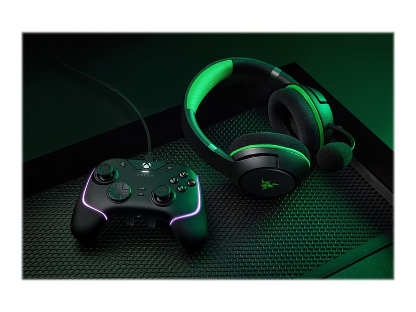 Razer Wolverine V2 Chroma Sort Gamepad Analog Xbox Series S, Xbox Series X Svart