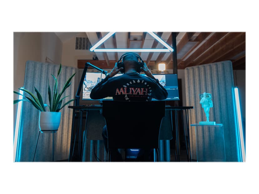 Logitech Litra Glow - Streamingbelysning med Smickrande Ljus