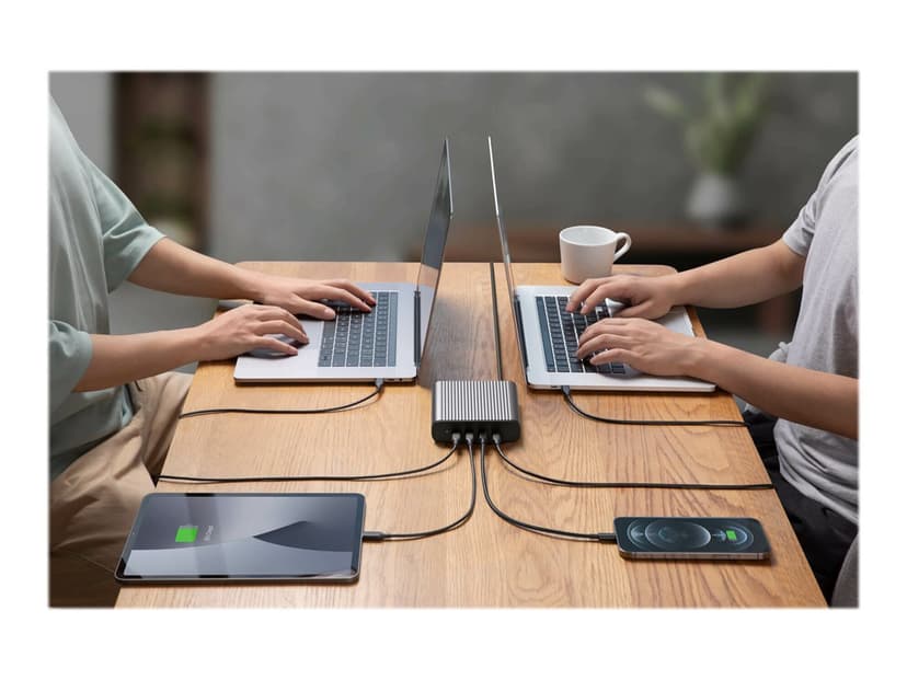 Hyper HyperJuice 245W GaN Desktop Charger