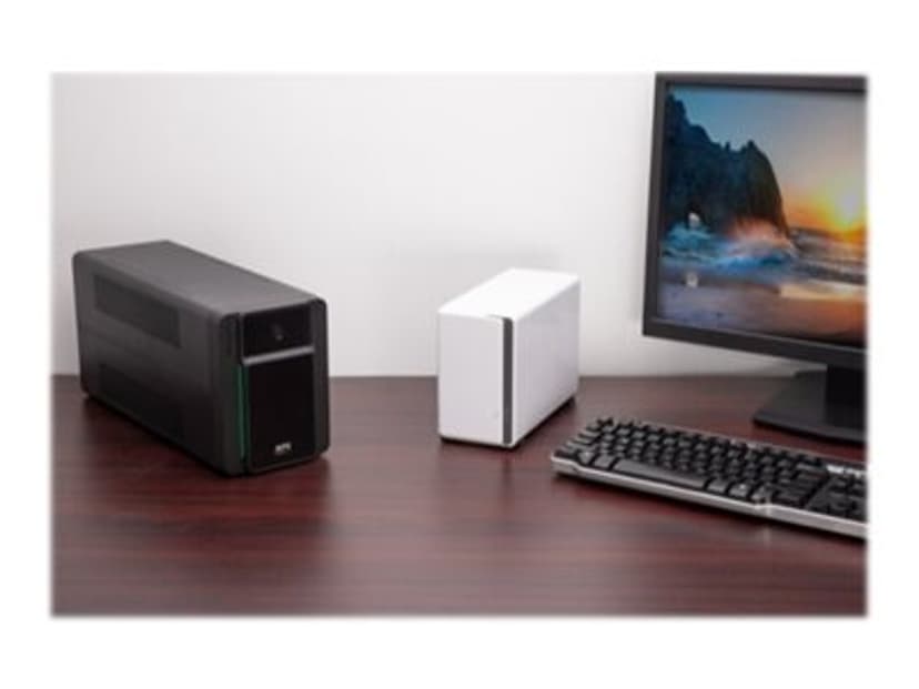 APC Easy UPS UPS-enhed Interaktivt indgangsstik 1,6 kVA 900 W 6 AC stikkontakt(er)