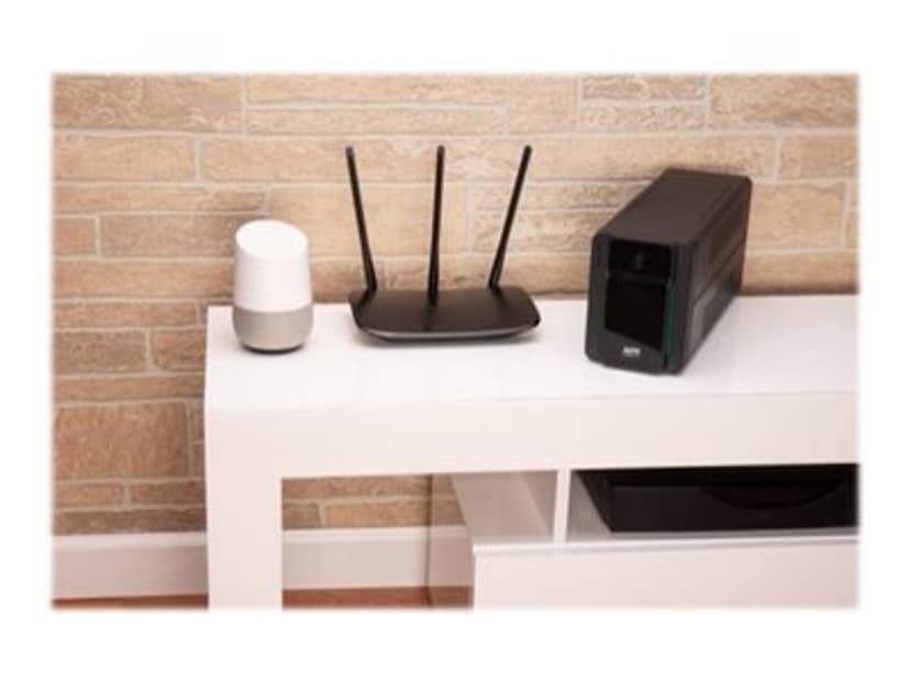 APC Easy UPS BVX700LI med 700VA och 4st IEC C13-uttag