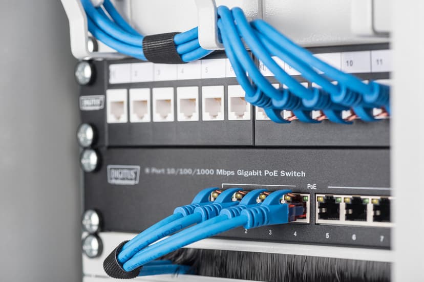 Digitus DN-95317 8-port 10" PoE Switch