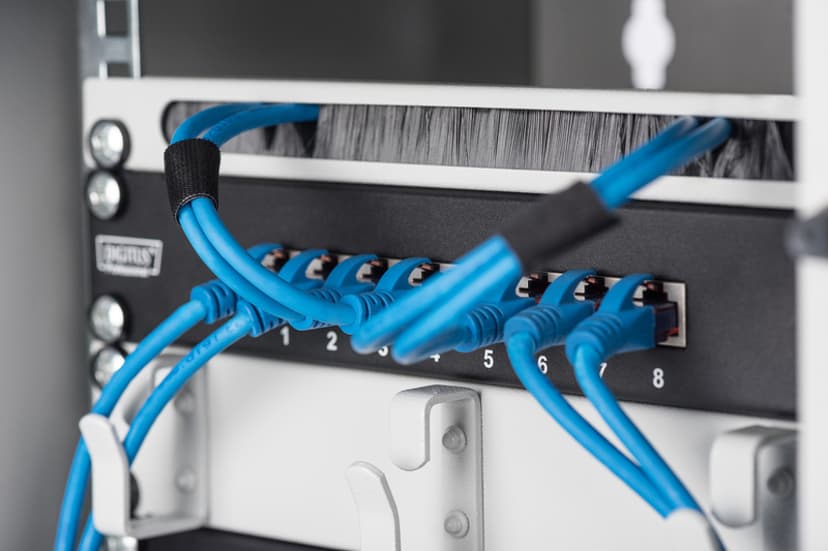Digitus DN-10 ORG-1/2U