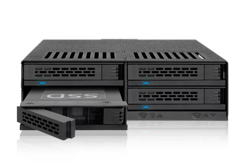 Icy Dock 4-Bay 2.25" SATA in Ext 5.25" Bay