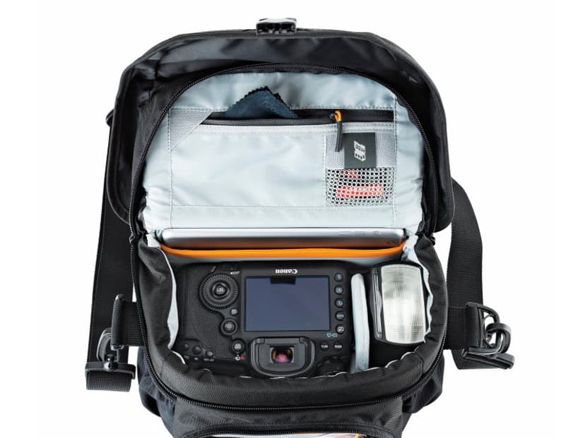 Lowepro Nova 170 AW II