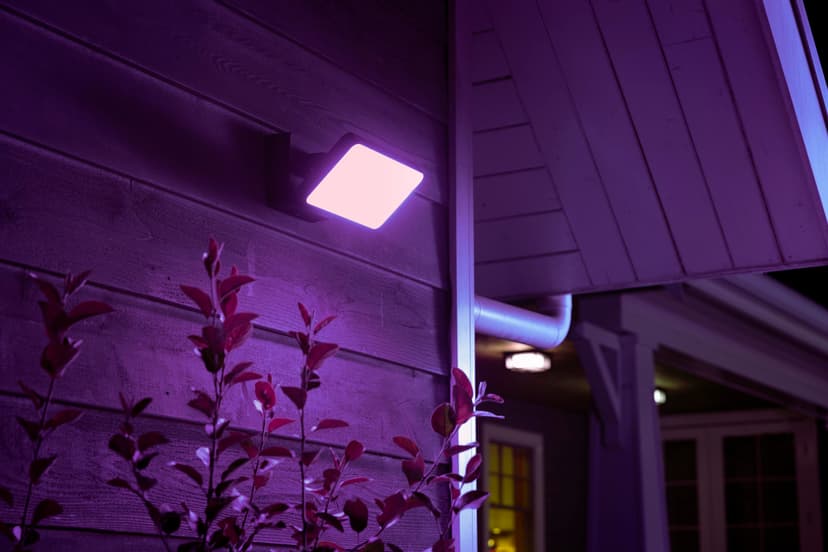 Philips Hue Discover Utomhusstrålkastare Color