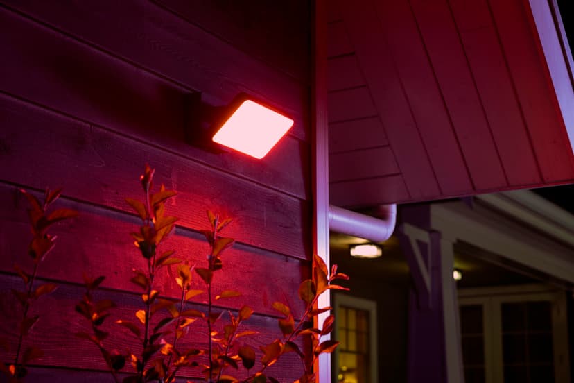 Philips Hue Discover Utomhusstrålkastare Color