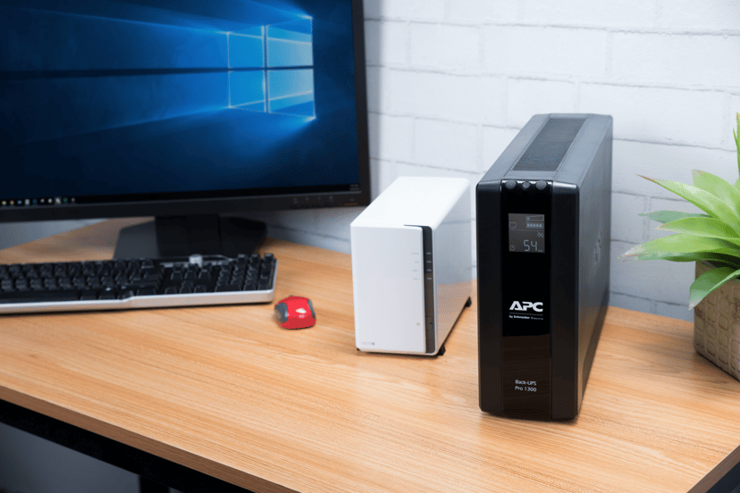 APC Back-ups Pro Br 1300va 780w