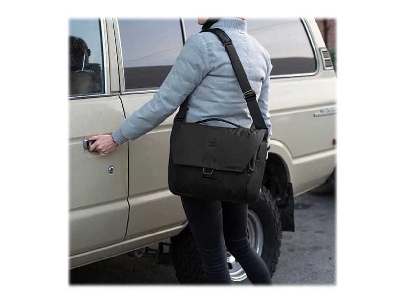 Peak Design Everyday Messenger 13L V2