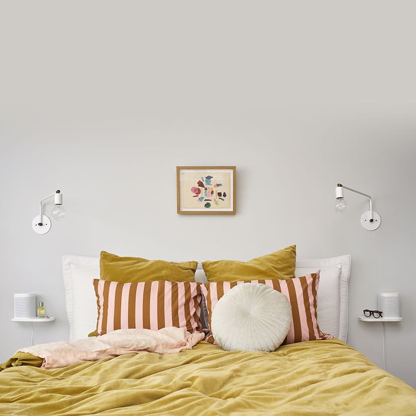 Product image slide 3