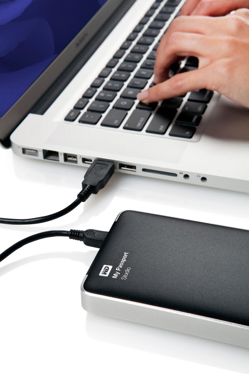 WD My Passport Studio WDBS8P0020BBK