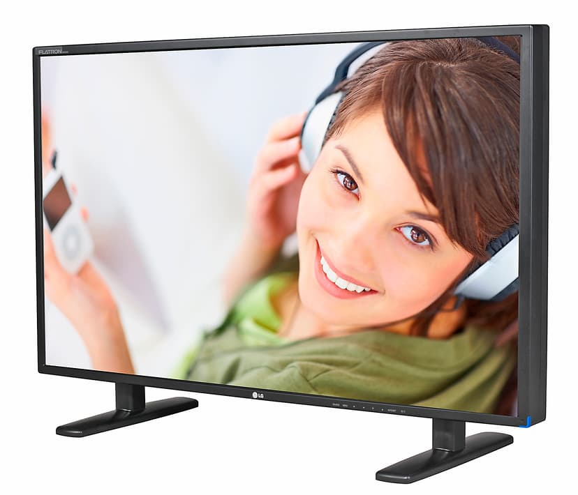 LG M4224F