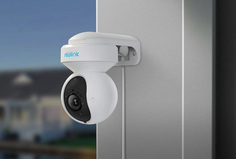 Reolink E1 Outdoor 5MP PTZ WiFi Camera | Dustin.se
