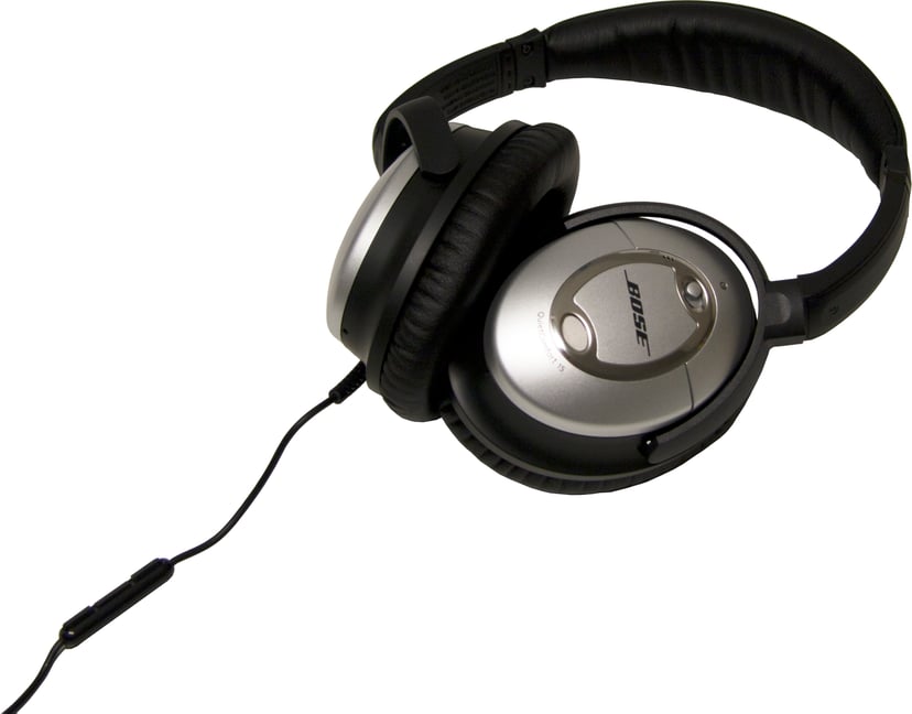 Bose 15 Acoustic Noise Cancelling Dustin.dk