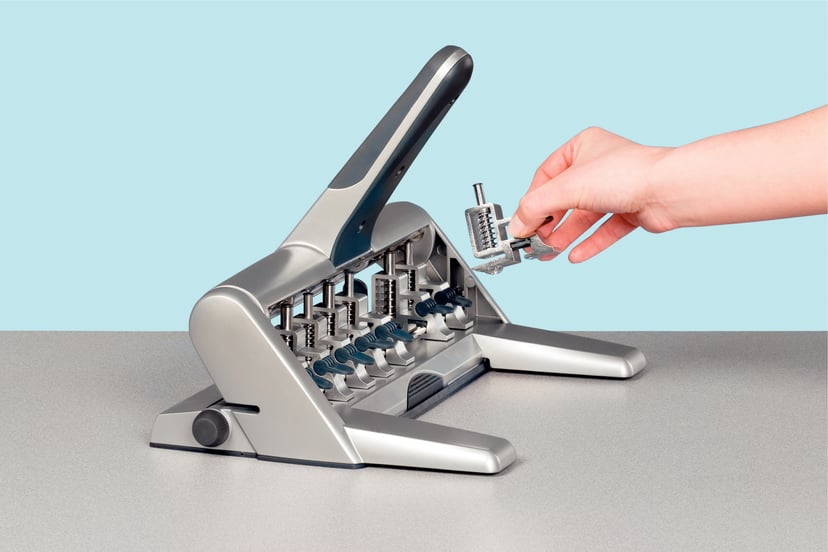 Leitz Hålslag 5114 Universal Silver | Dustinhome.se