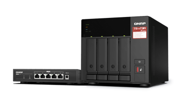 QNAP TS-473A 4-Bay Desktop NAS + 5-Port 2.5G Switch 0Tt NAS-palvelin