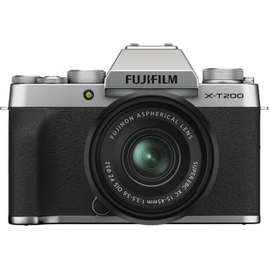 Fujifilm X-T200 + XC 15-45mm f/3.5-5.6 OIS PZ 