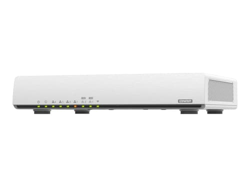 Qnap Qhora-301w Langaton Reititin 10 Gigabit Ethernet Kaksitaajuus (2,4 Ghz/5 Ghz) Valkoinen