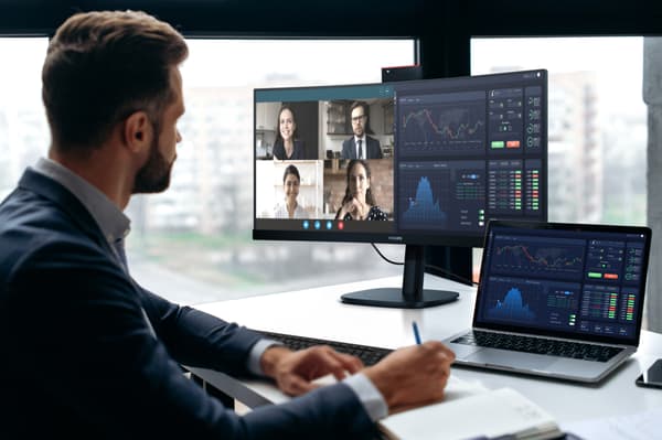 Rätt bildskärm börjar med rätt funktioner