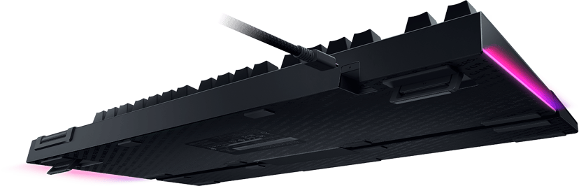 Razer BlackWidow V4 Langallinen, USB-C Pohjoismainen Näppäimistö