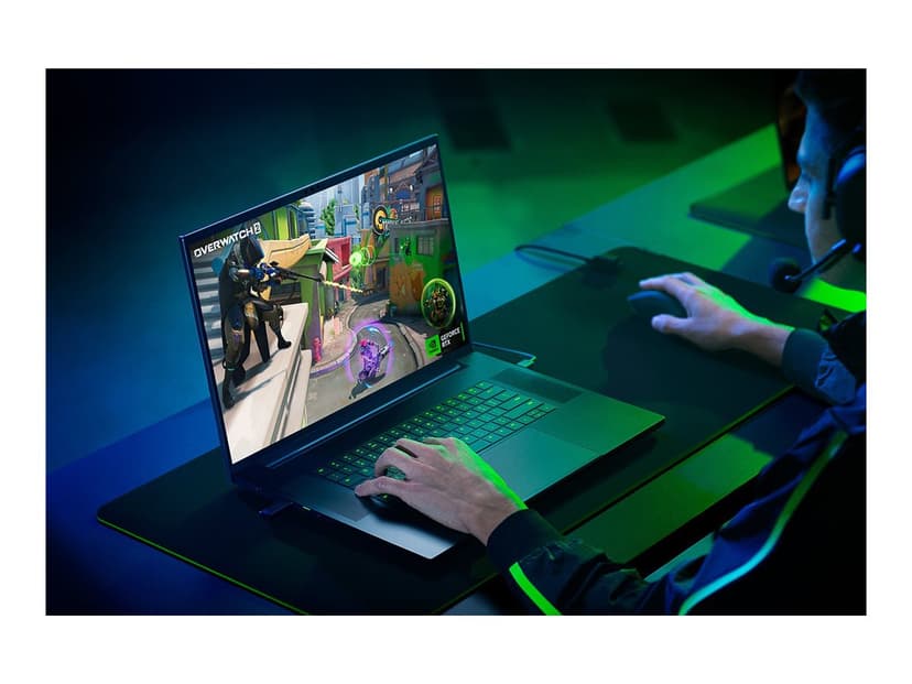 Razer Blade 18 (2023) Core i9 32GB 1000GB SSD 18"