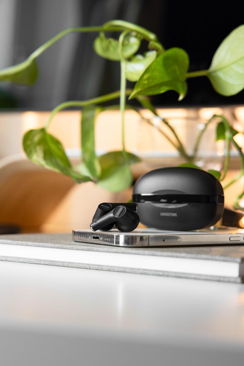 Unisynk True Wireless ENC Headphones Aidosti langattomat kuulokkeet Musta