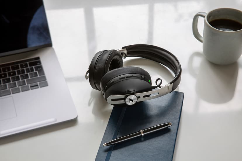 SENNHEISER Momentum 3 Wireless Hörlurar Stereo Svart