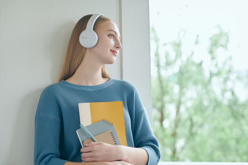 Sony WH-CH510 trådlösa hörlurar med mikrofon Hörlurar Stereo Vit