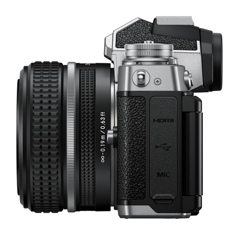 Nikon Z fc + Z 28 mm f/2,8 SE