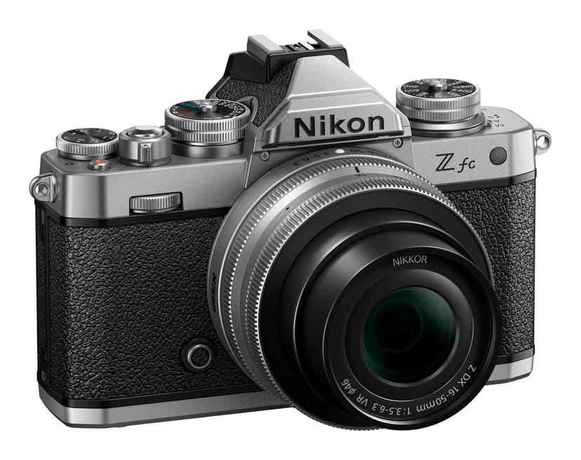 Nikon Z fc + Z DX 16-50 mm f/3.5-6.3 + Z DX 50-250 f/4.5-6.3 kit
