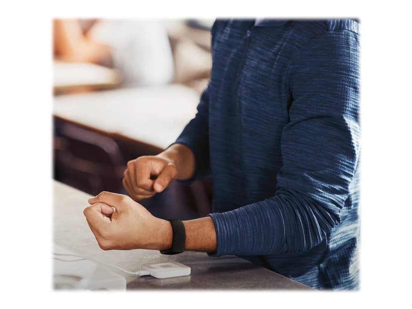 Fitbit Charge 4 Svart/Svart Aktivitetssporer