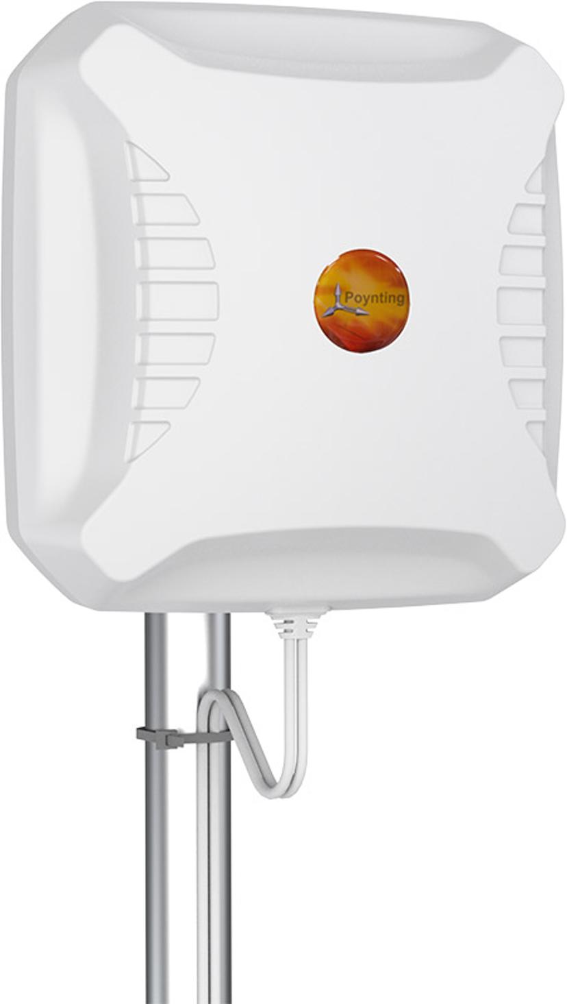 Zyxel Pakke med Zyxel Nebula NR5101-ruter og Poynting XPOL-2-5G-antenne