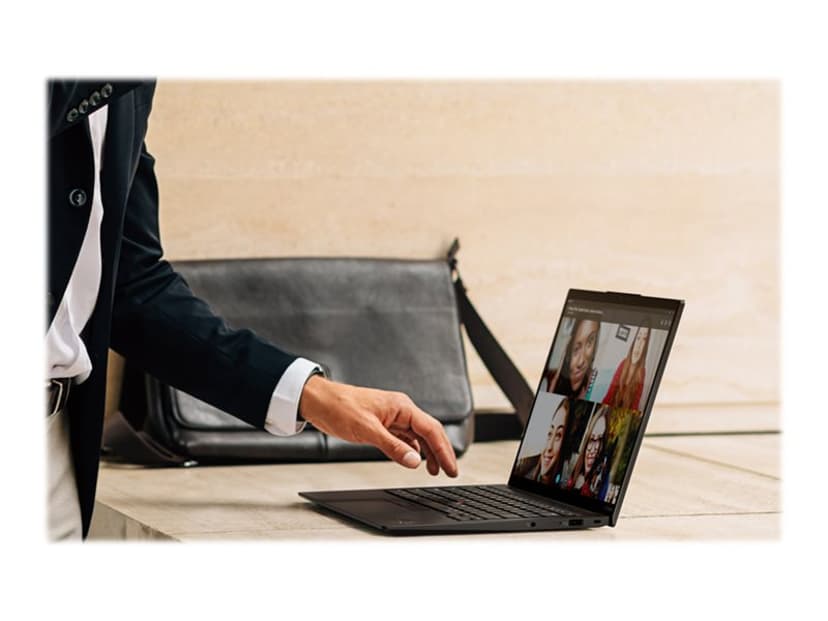 Lenovo ThinkPad X1 Carbon G10 Core i7 32GB 1000GB SSD 4G upgradable 14"