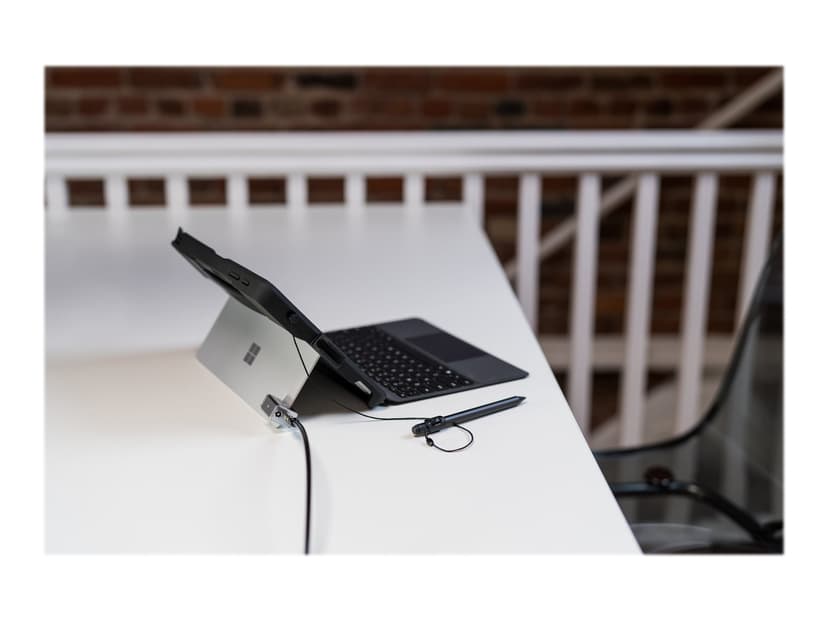 Kensington BlackBelt Rugged Case for Surface Go Svart