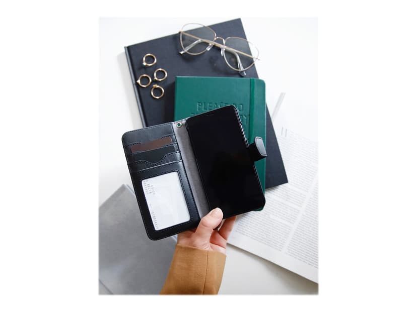 iDeal of Sweden Magnet Wallet+ Läppäkansi Matkapuhelimelle iPhone 11 Musta