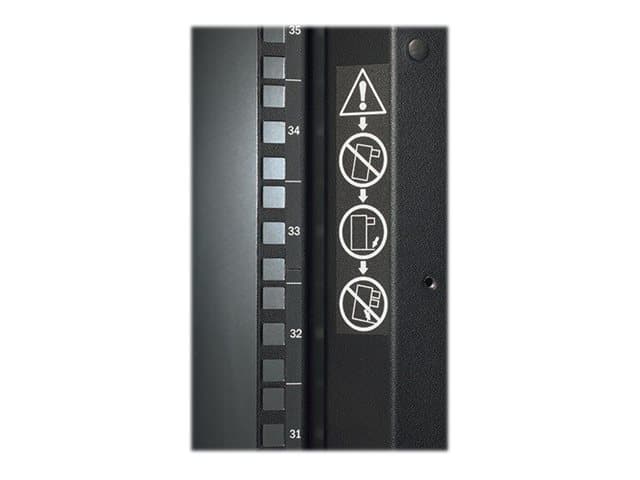 APC NetShelter SX rack